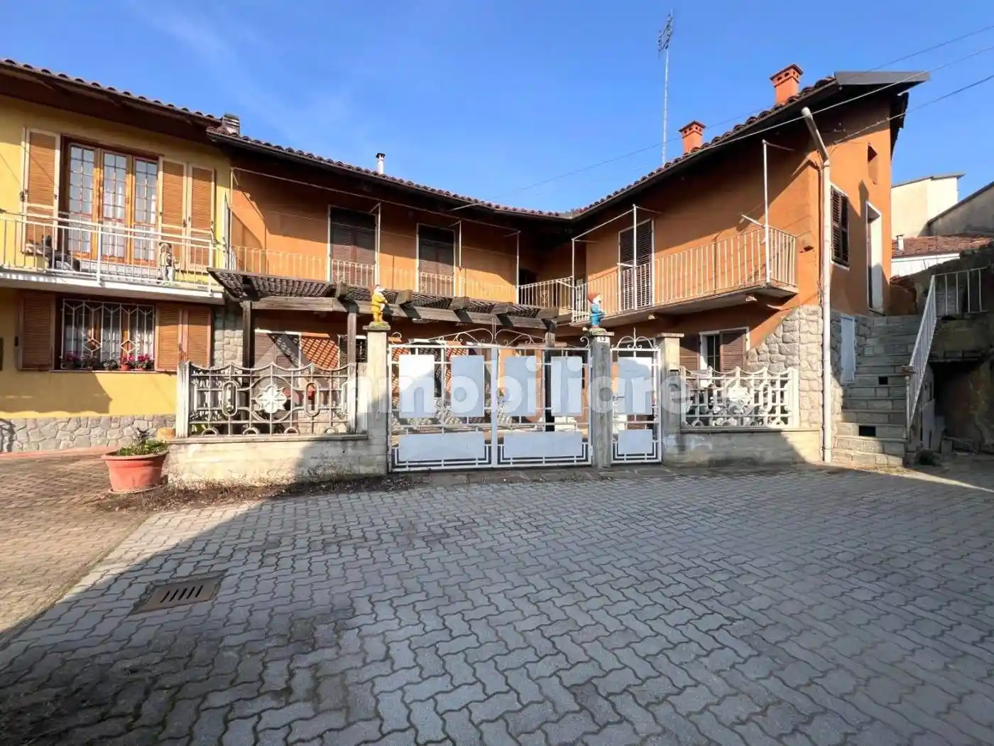 Villa in vendita a Montà