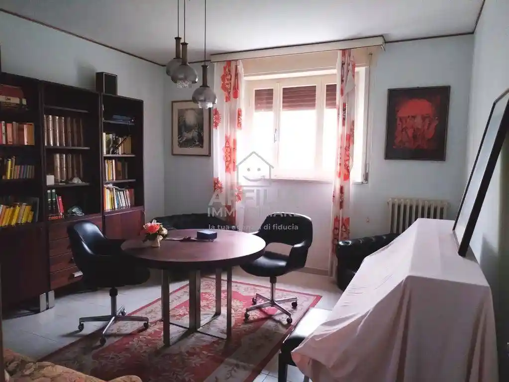 Appartamento in vendita a Jesi