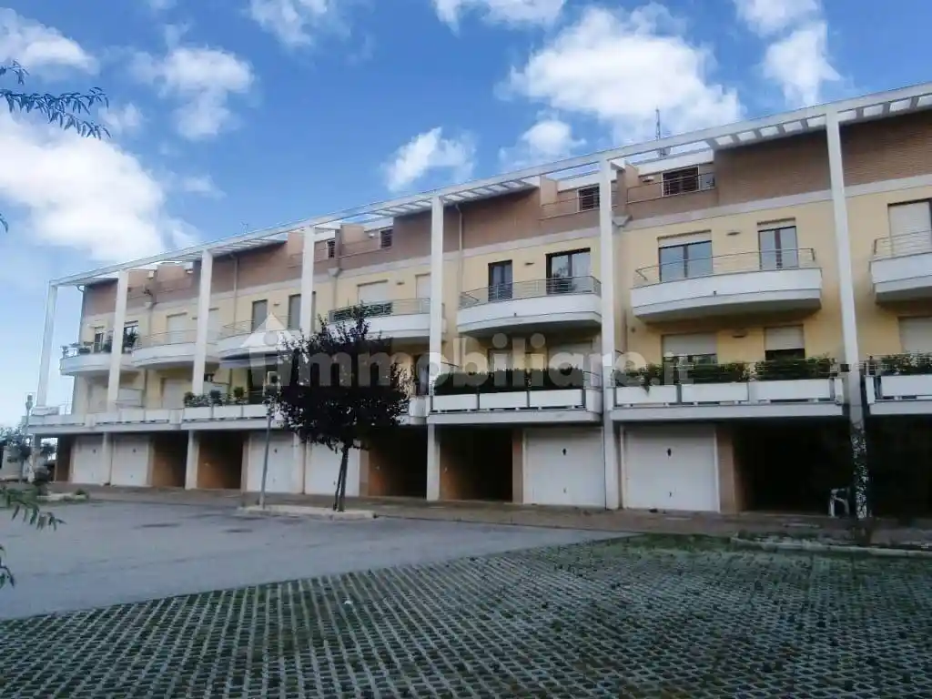 Quadrilocale Strada Comunale Case d'Agnese 12/18, Montesilvano Colle, Montesilvano - foto 2