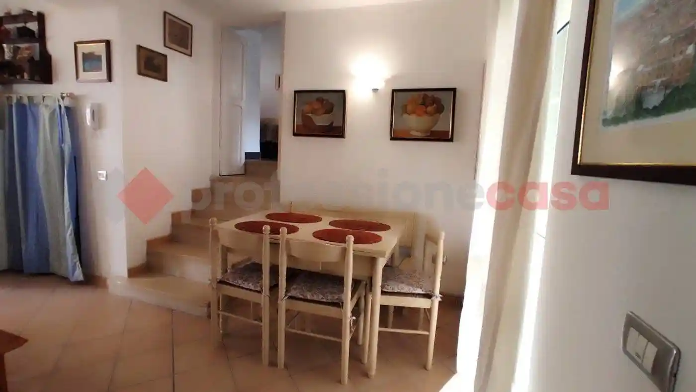 Terratetto unifamiliare via Cordata, Centro, Pescosolido - foto 2