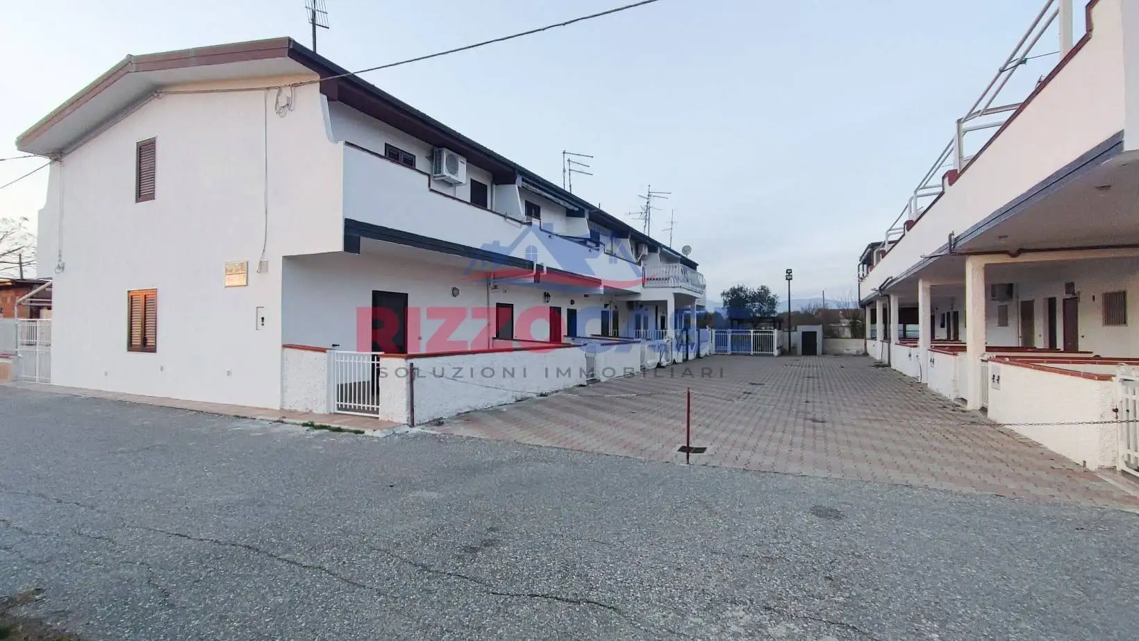 Casa indipendente in vendita a Cassano all'Ionio
