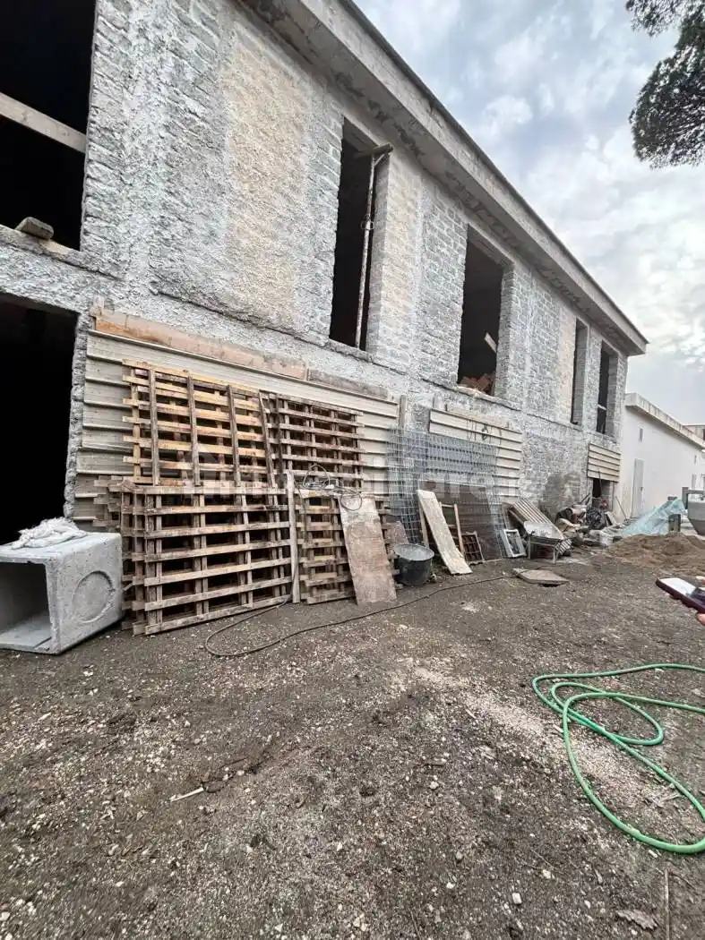 Palazzo - Edificio - foto 2