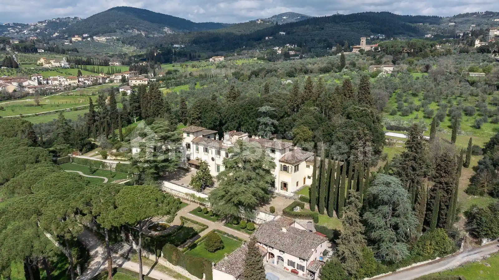 Villa in vendita a Firenze