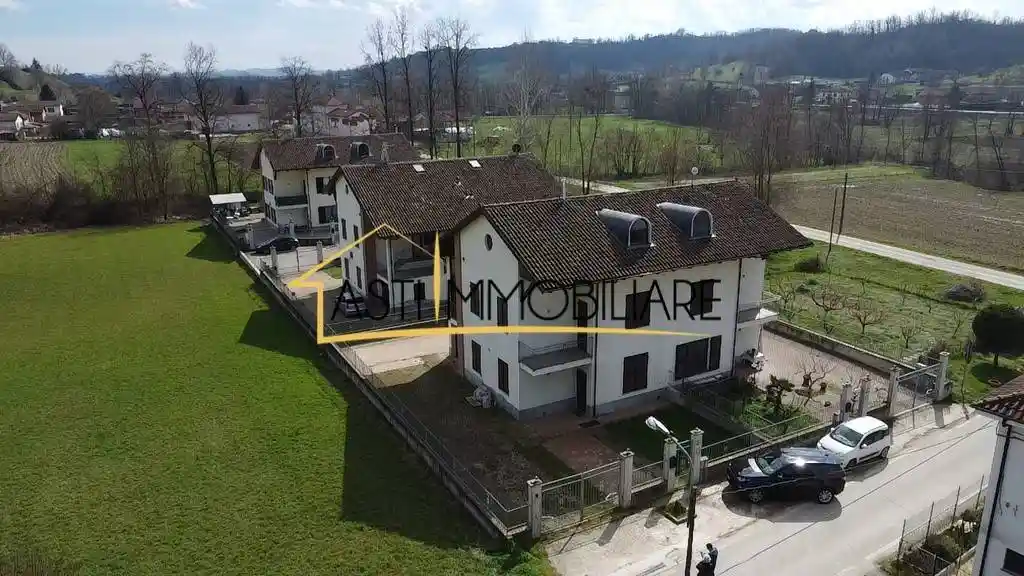 Villa unifamiliare frazione Serravalle 1, Serravalle, Asti - foto 2