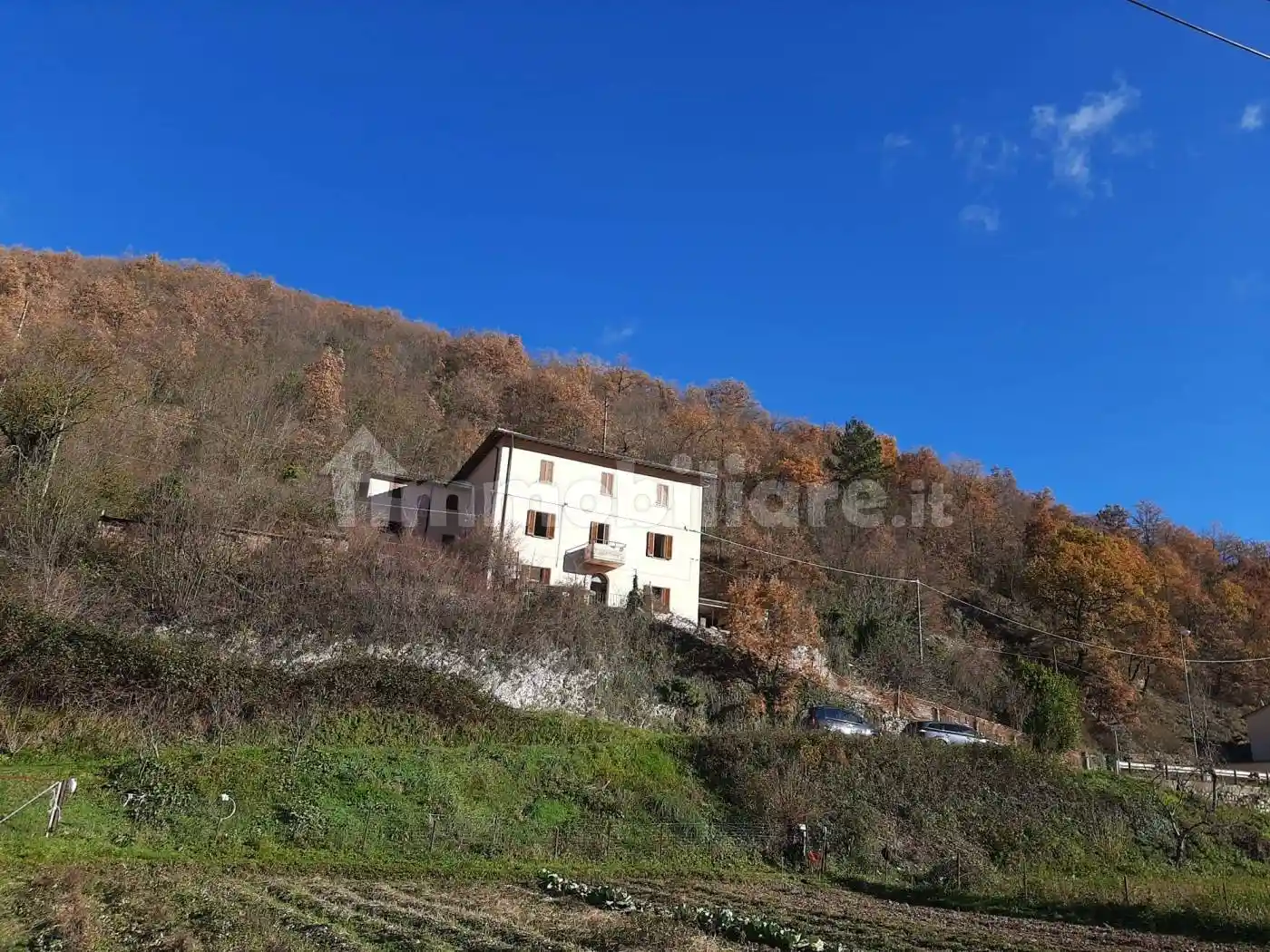 Rustico - Casale in vendita a Foligno