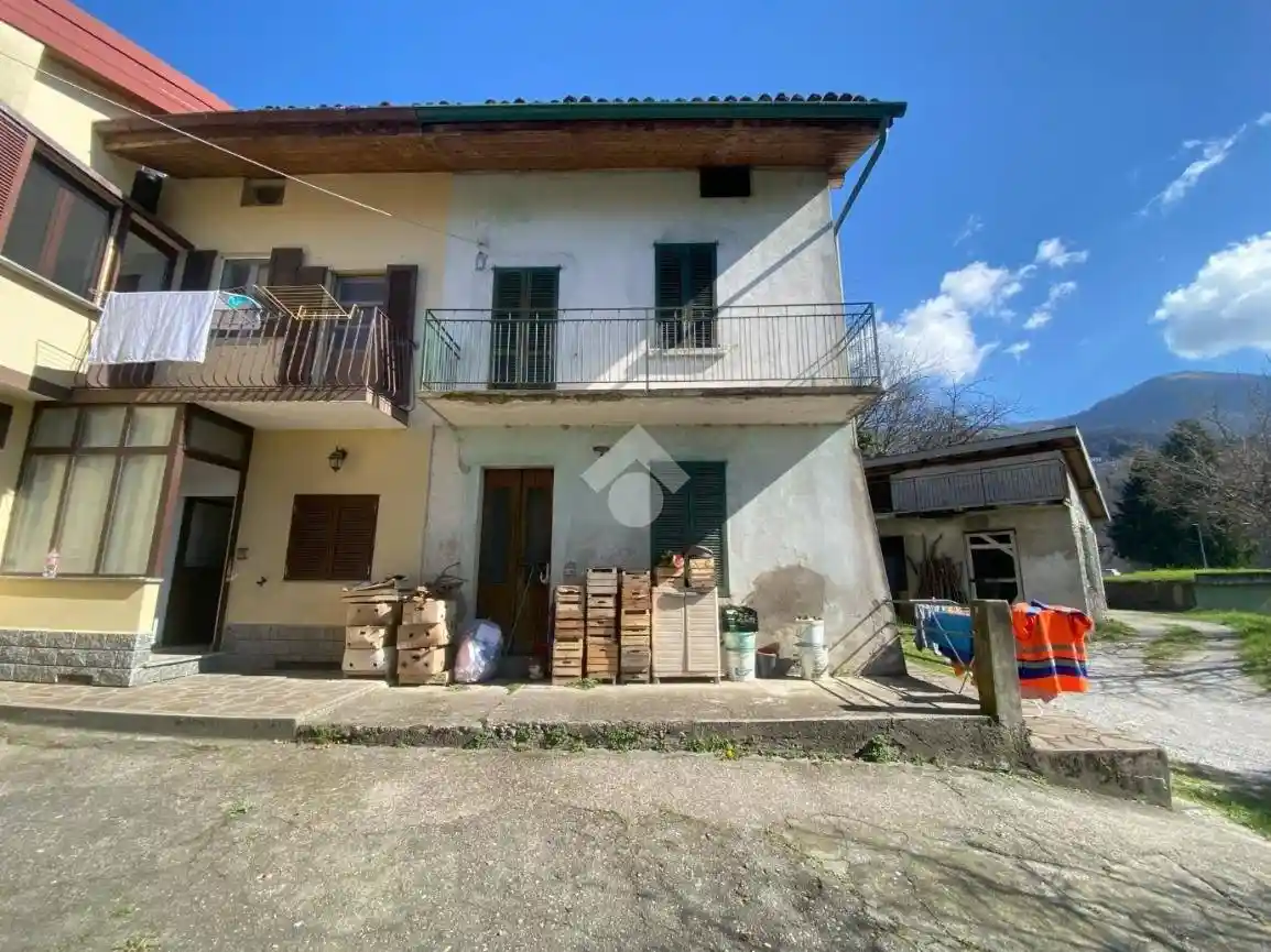 Casa indipendente in vendita a Calolziocorte