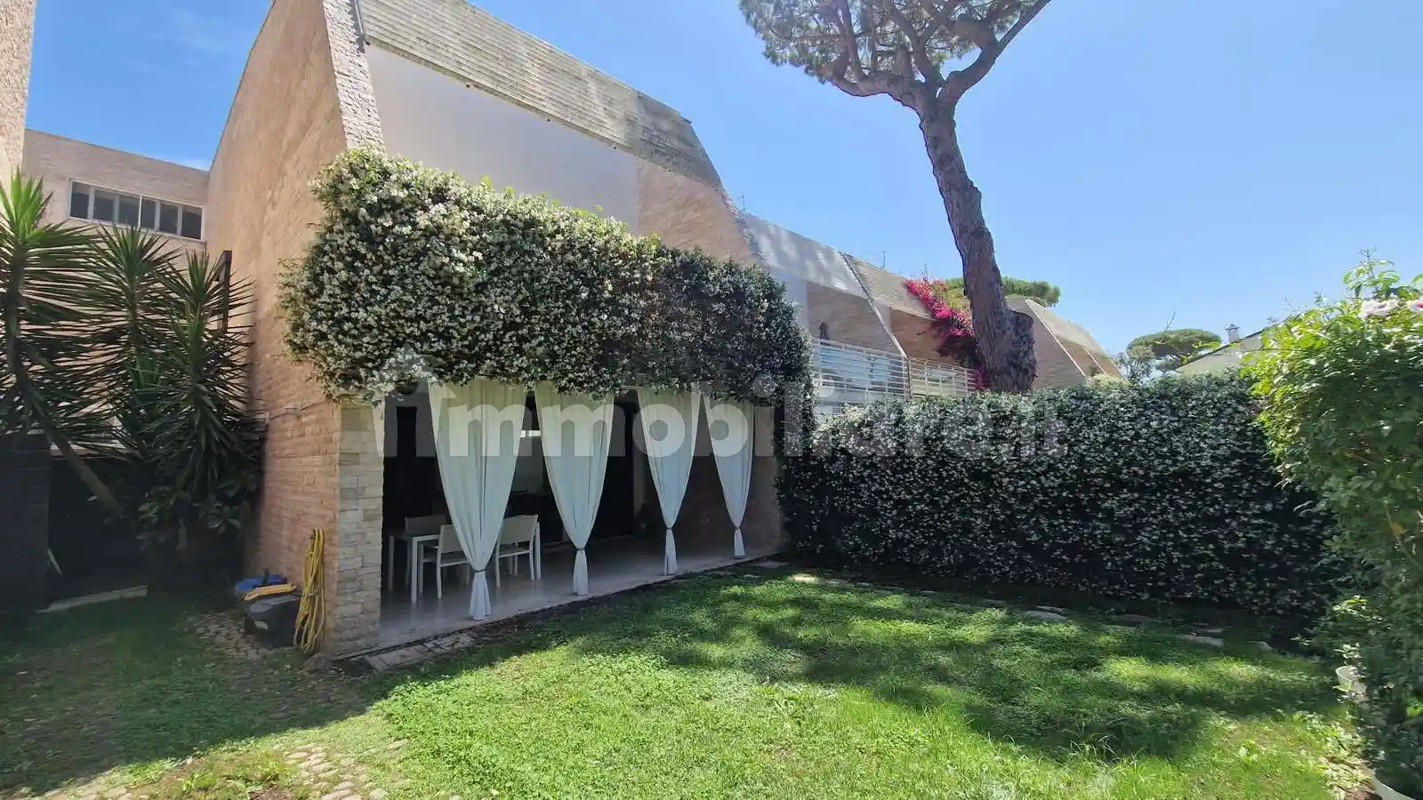 Villa in affitto a Fiumicino