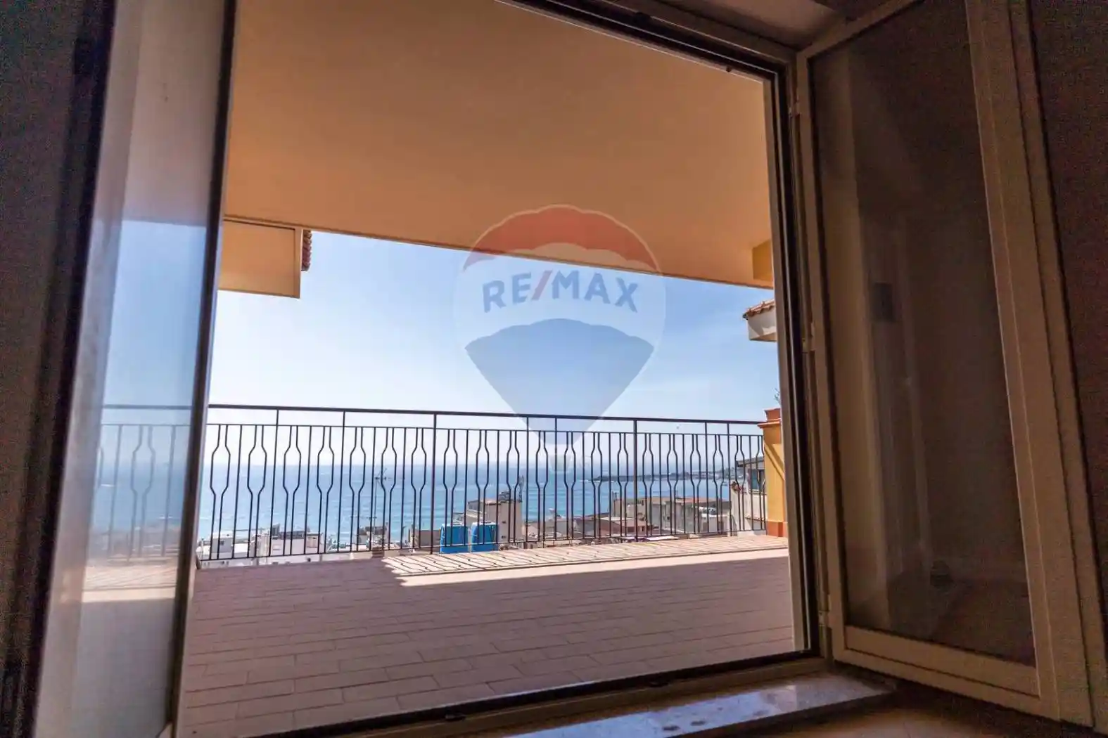 Appartamento in vendita a Giardini-Naxos