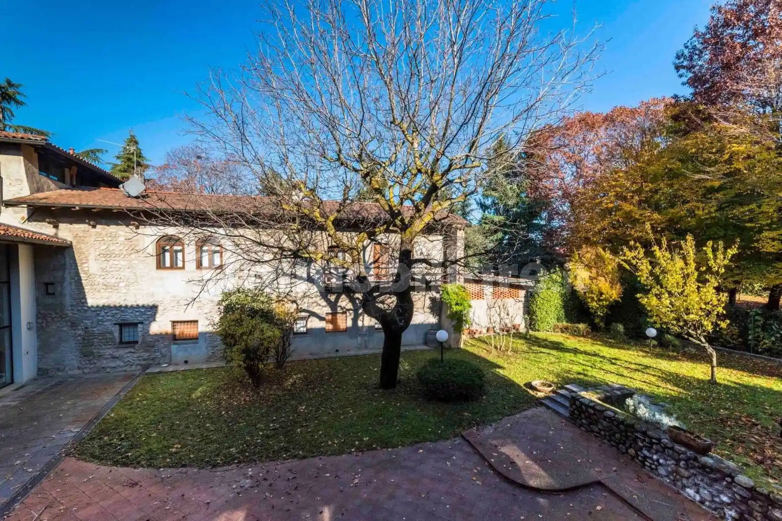 Rustico - Casale in vendita a Brembate di Sopra