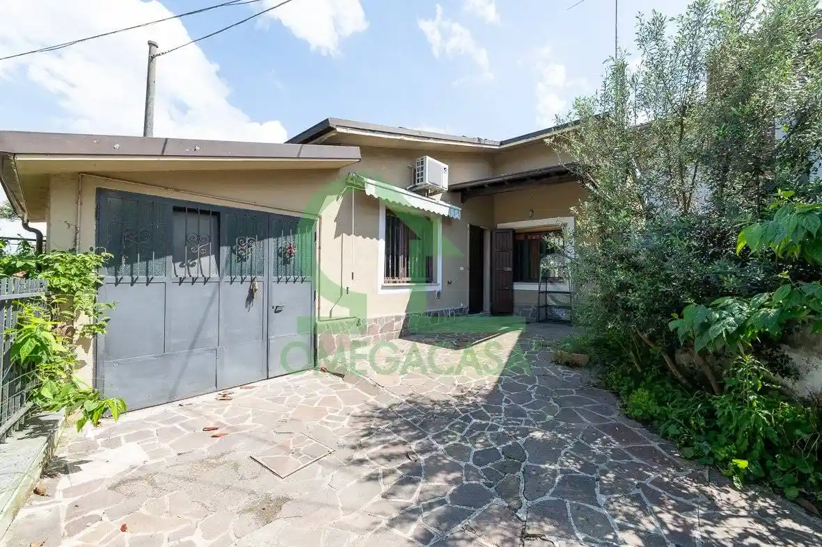 Villa in vendita a Borghetto Lodigiano