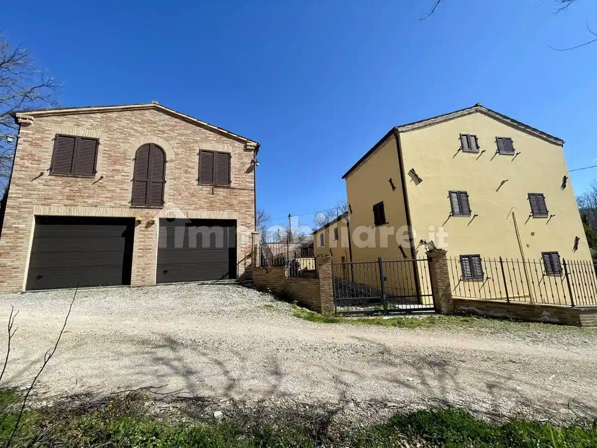 Casale Strada Provinciale di Cingoli, Cessapalombo - foto 3