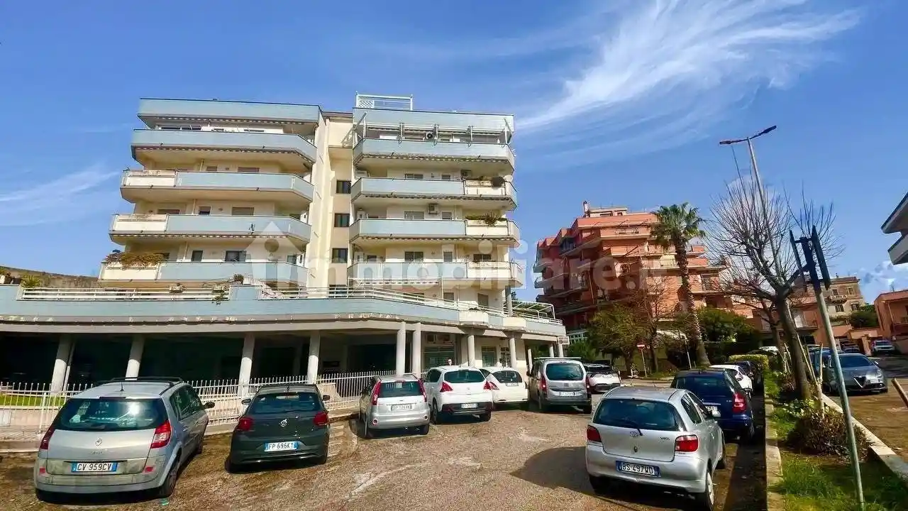 Appartamento in vendita a Nettuno