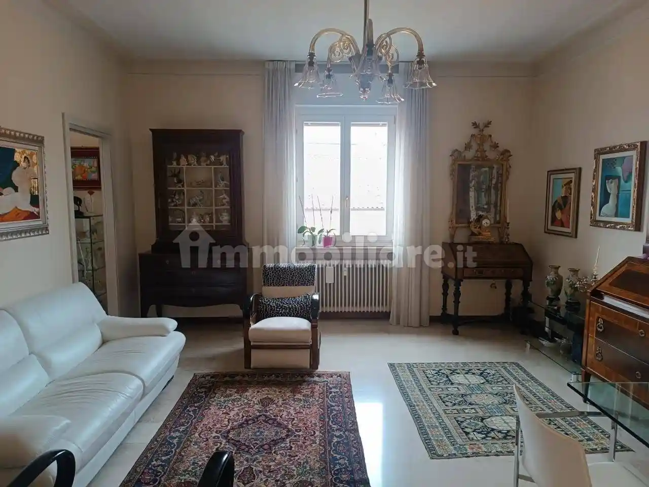 Appartamento in vendita a Piacenza