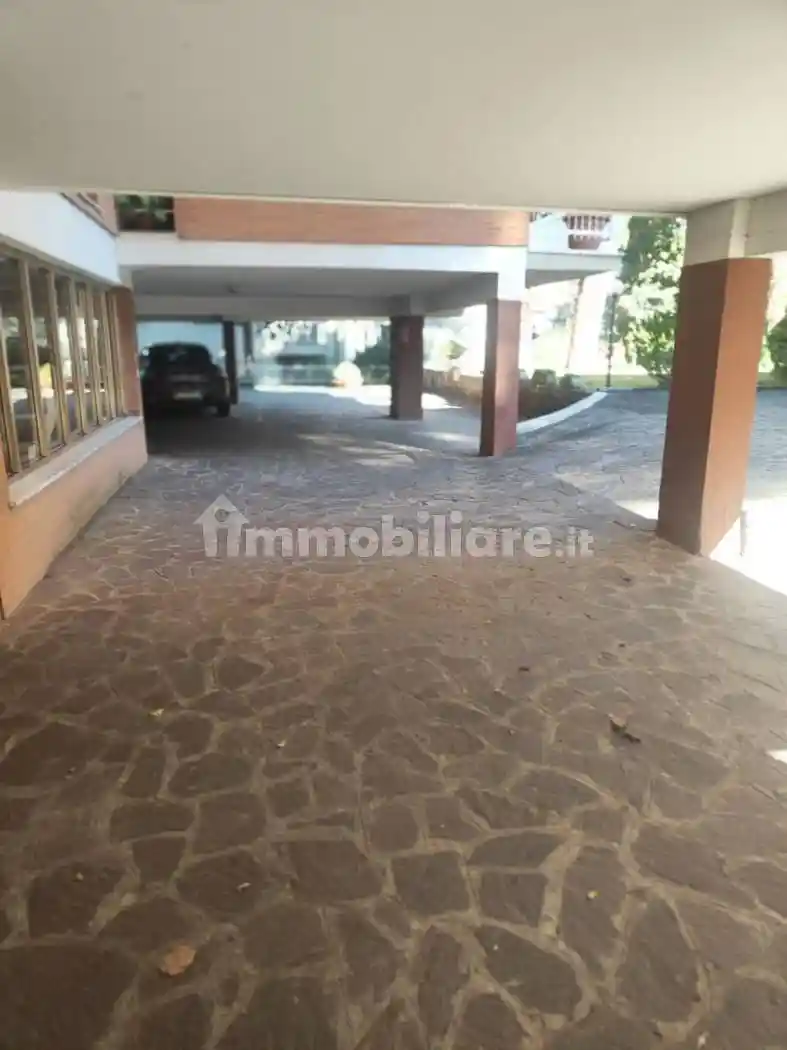 Appartamento via Adriano I 176, Boccea, Roma - foto 2