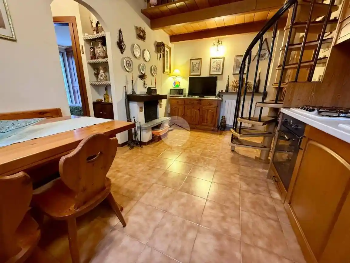 Quadrilocale via del Ceraso 20, Centro, Ovindoli - foto 2