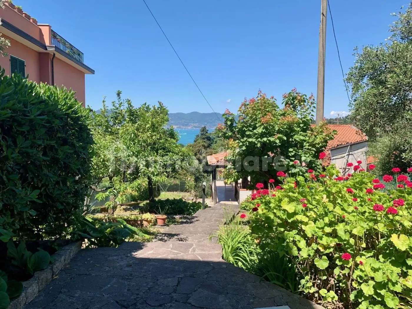 Appartamento in affitto a Lerici