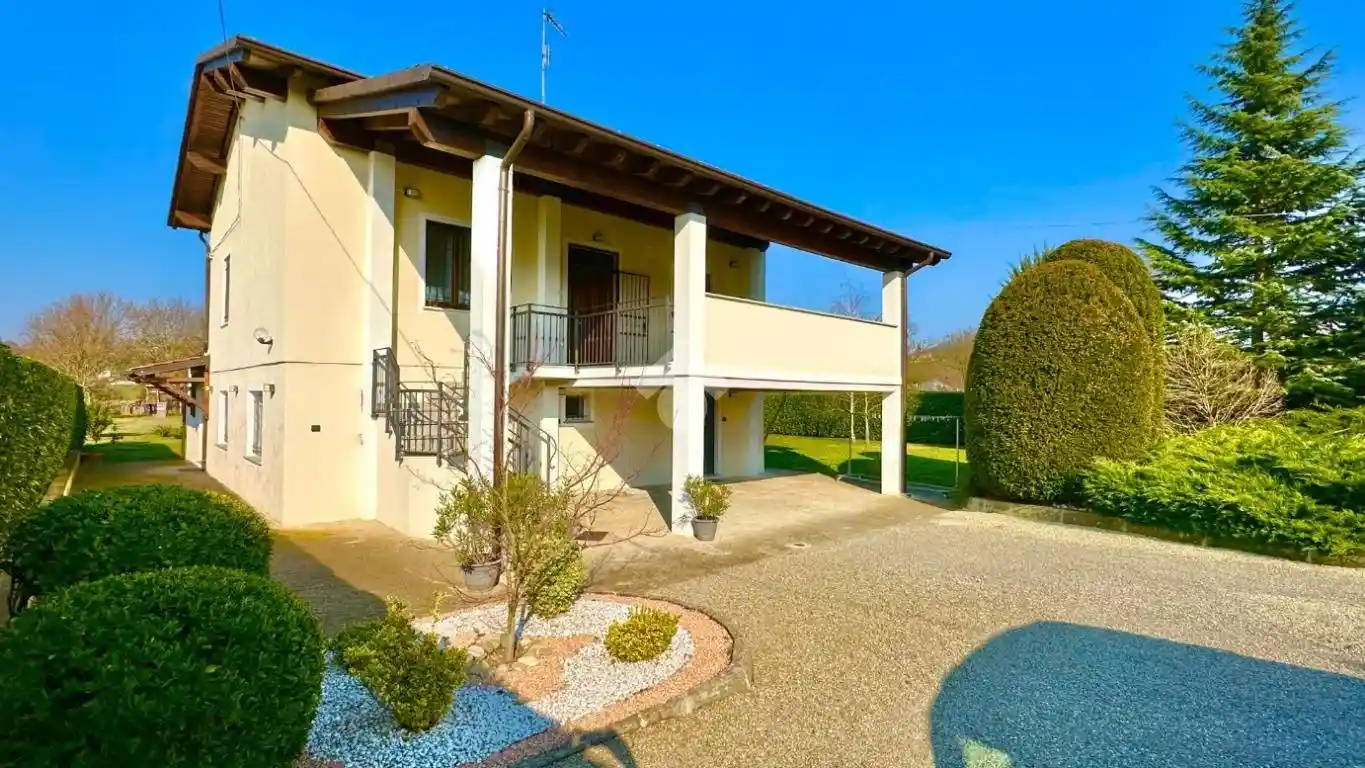 Villa in vendita a Tortona