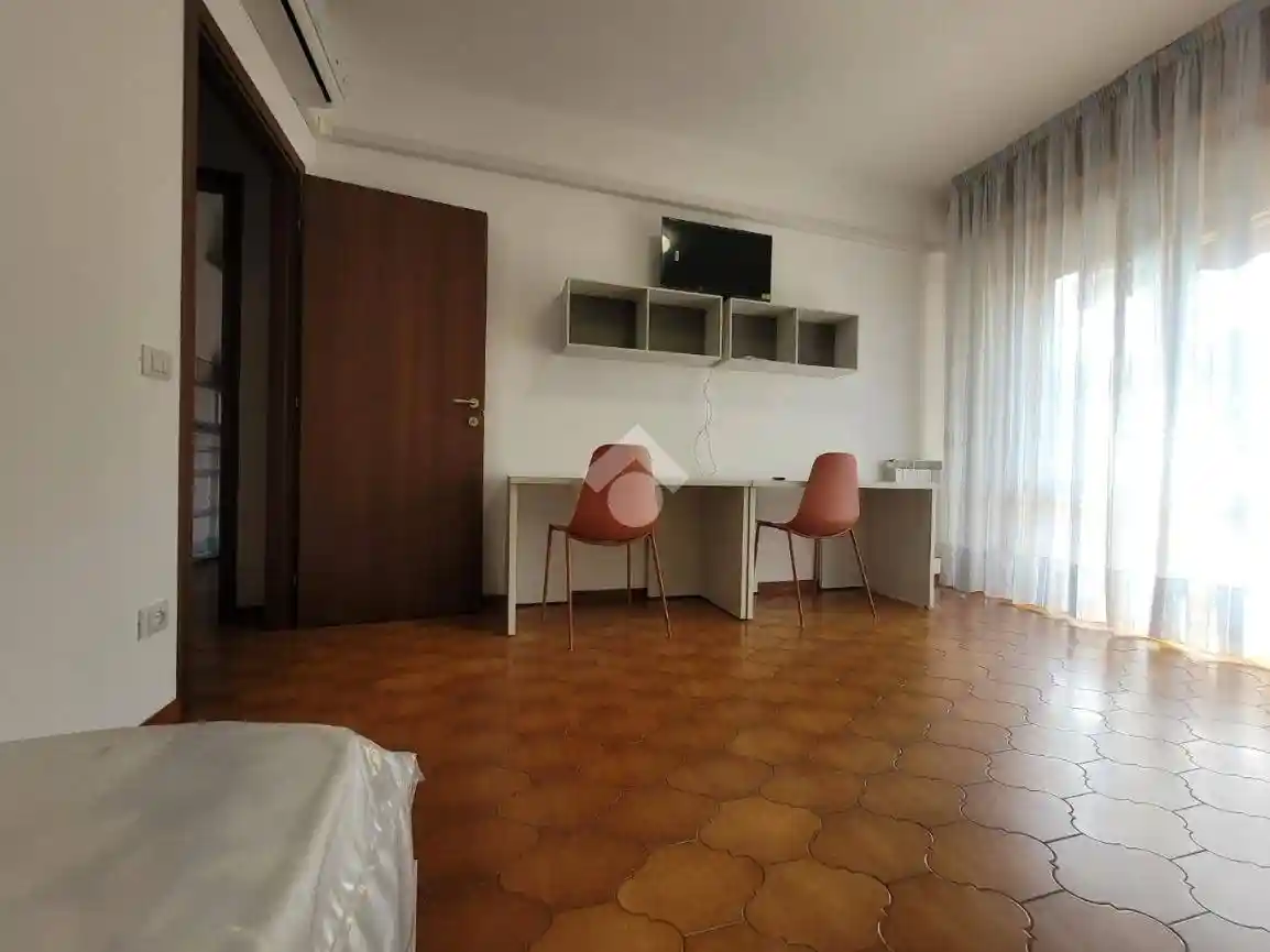 Quadrilocale via rimini 1, Borgo Roma, Verona - foto 2