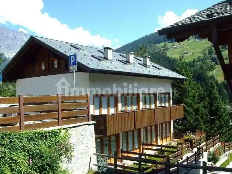 Appartamento in vendita a Valdisotto