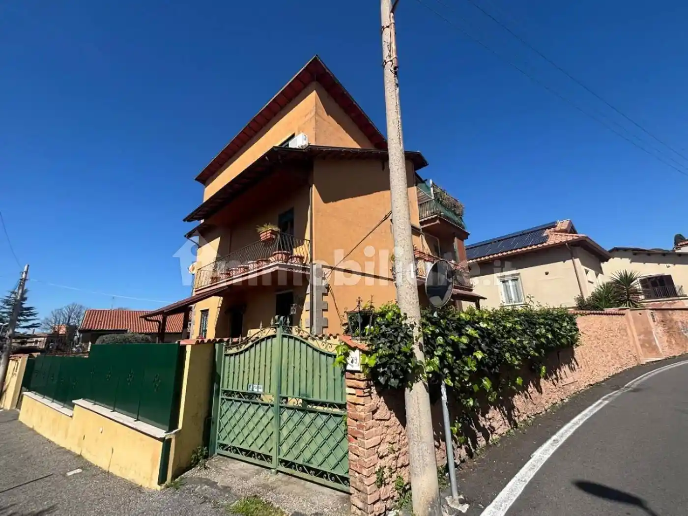 Appartamento in vendita a Grottaferrata