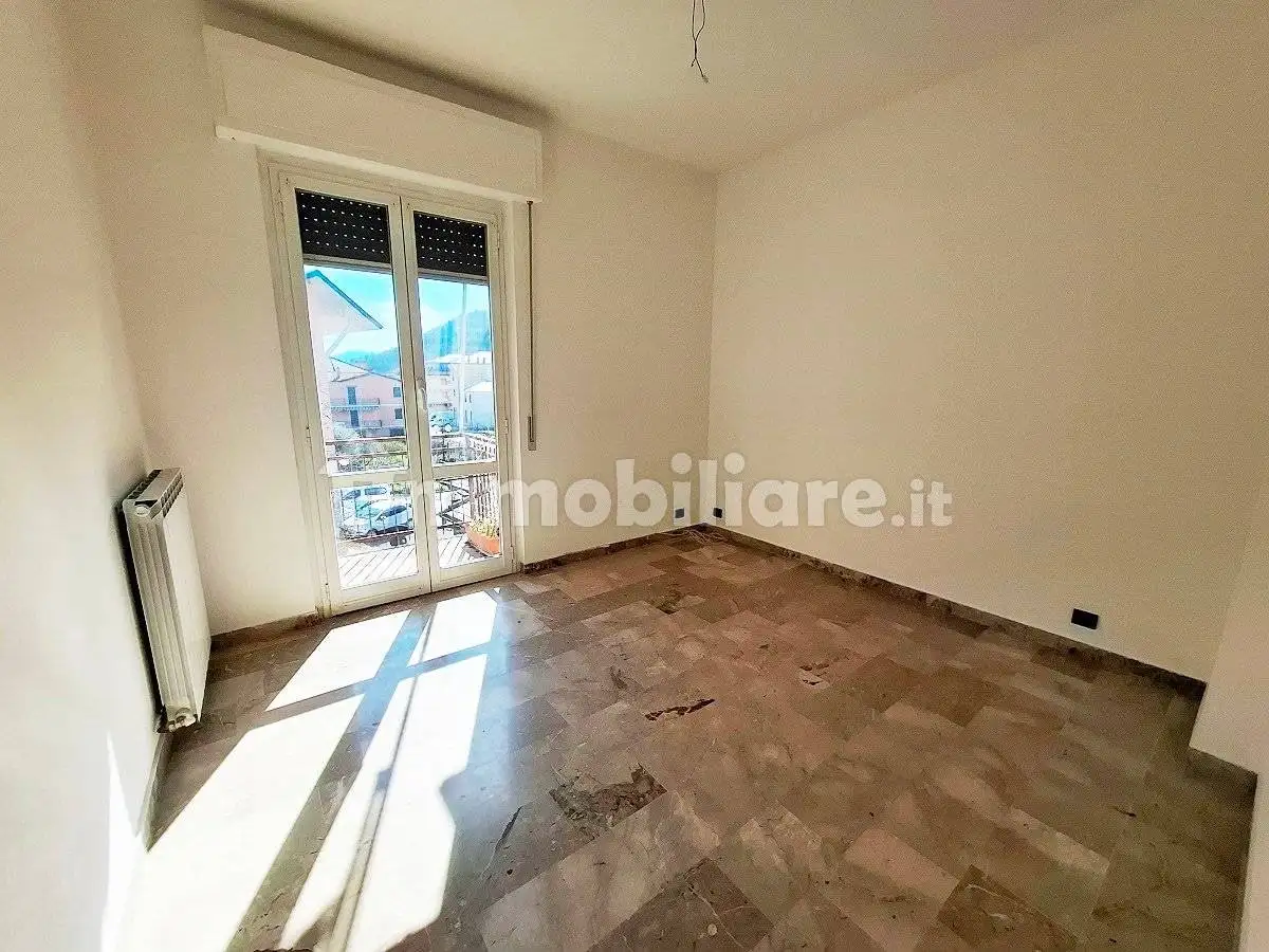 Trilocale buono stato, primo piano, Centro, Cicagna - foto 2