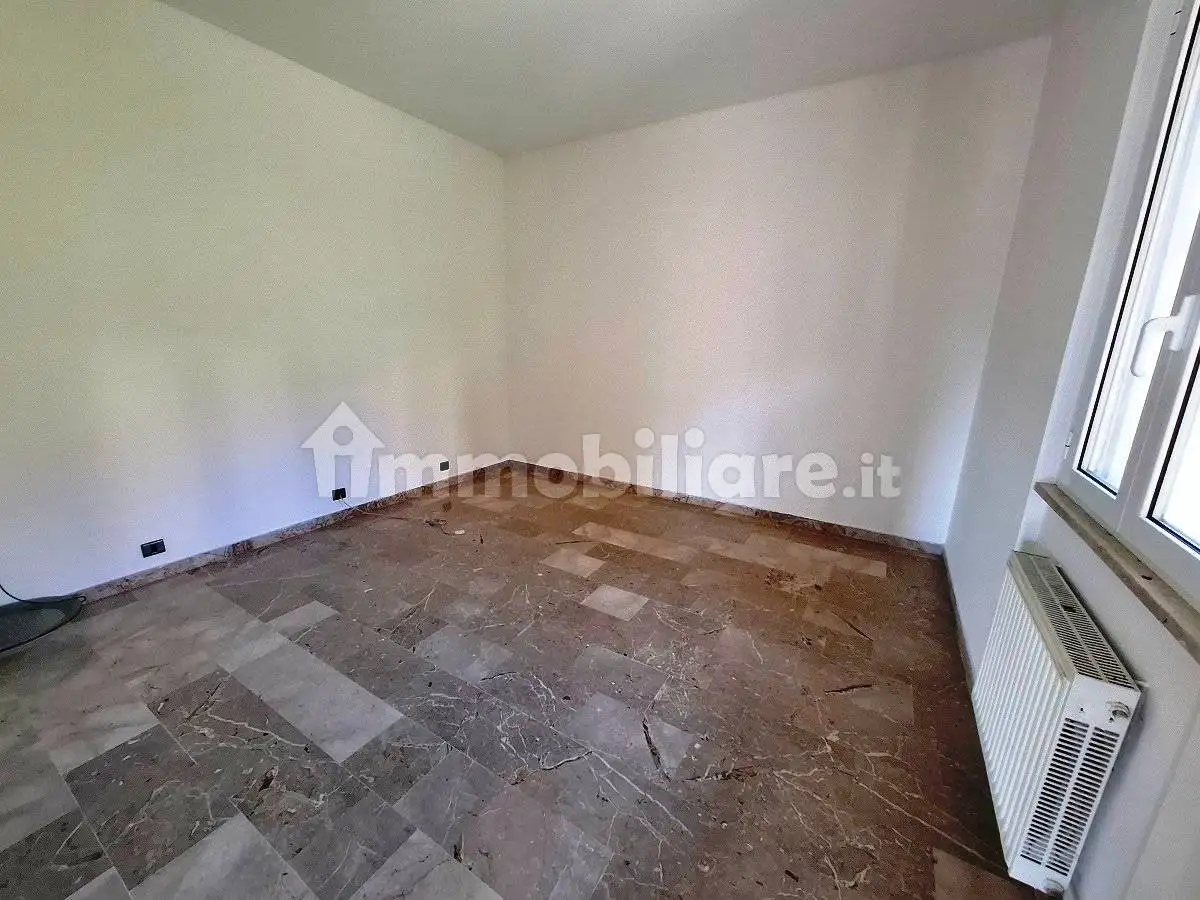 Trilocale buono stato, primo piano, Centro, Cicagna - foto 4