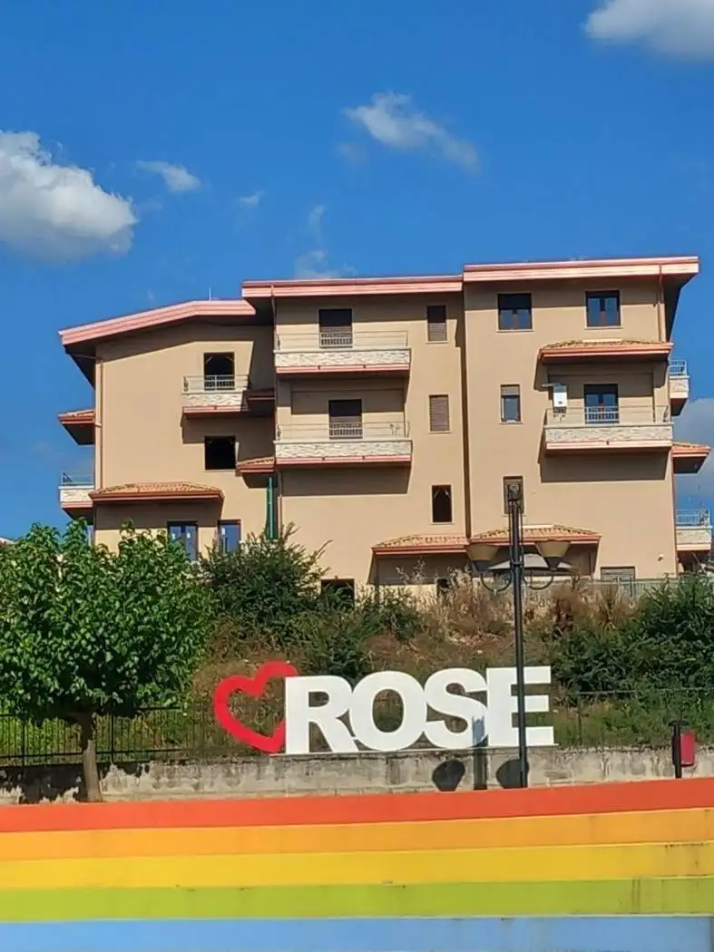 Appartamento in vendita a Rose