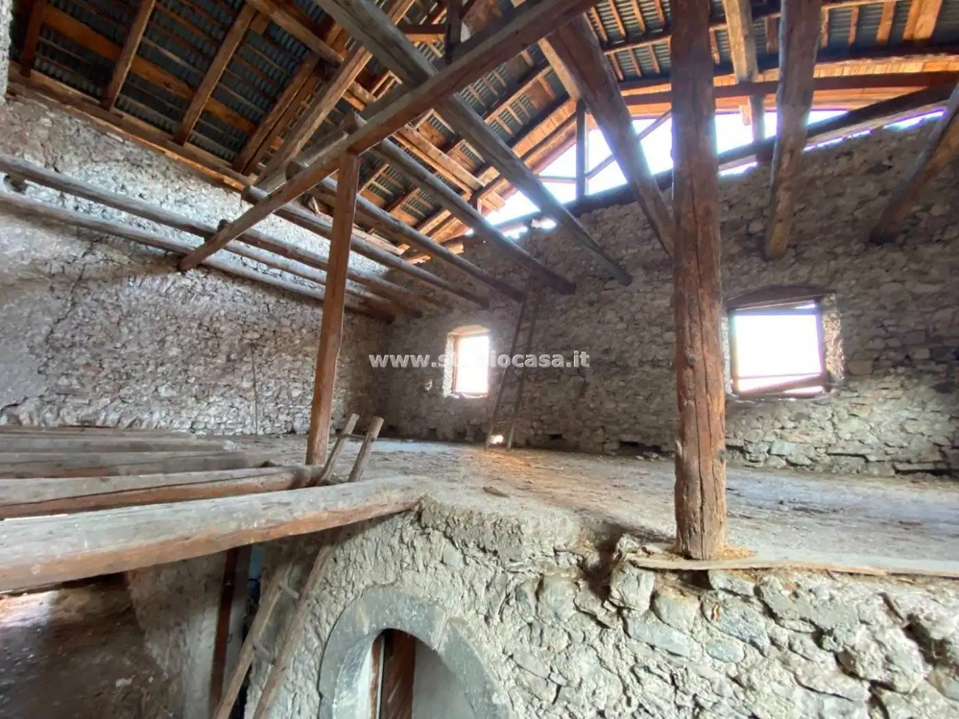 Terratetto unifamiliare 140 m², da ristrutturare, Cinte Tesino - foto 4