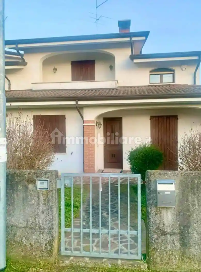 Villetta a schiera in vendita a Dosolo