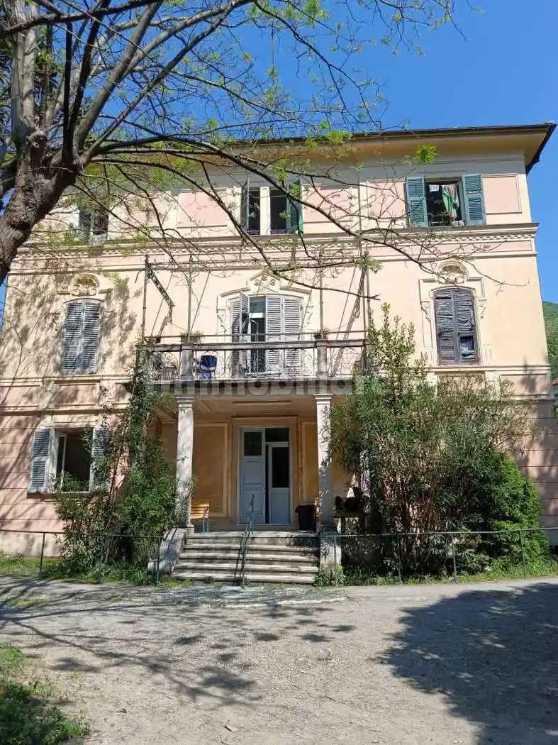 Villa in vendita a Genova