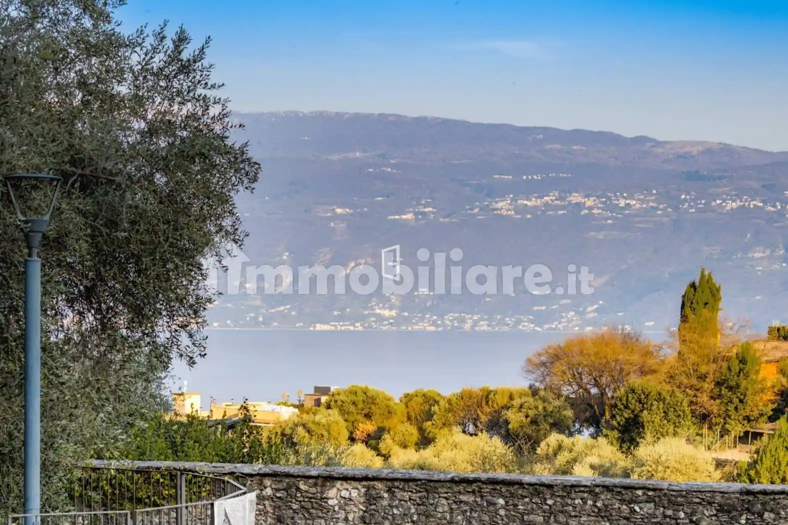 Villa in vendita a Toscolano-Maderno