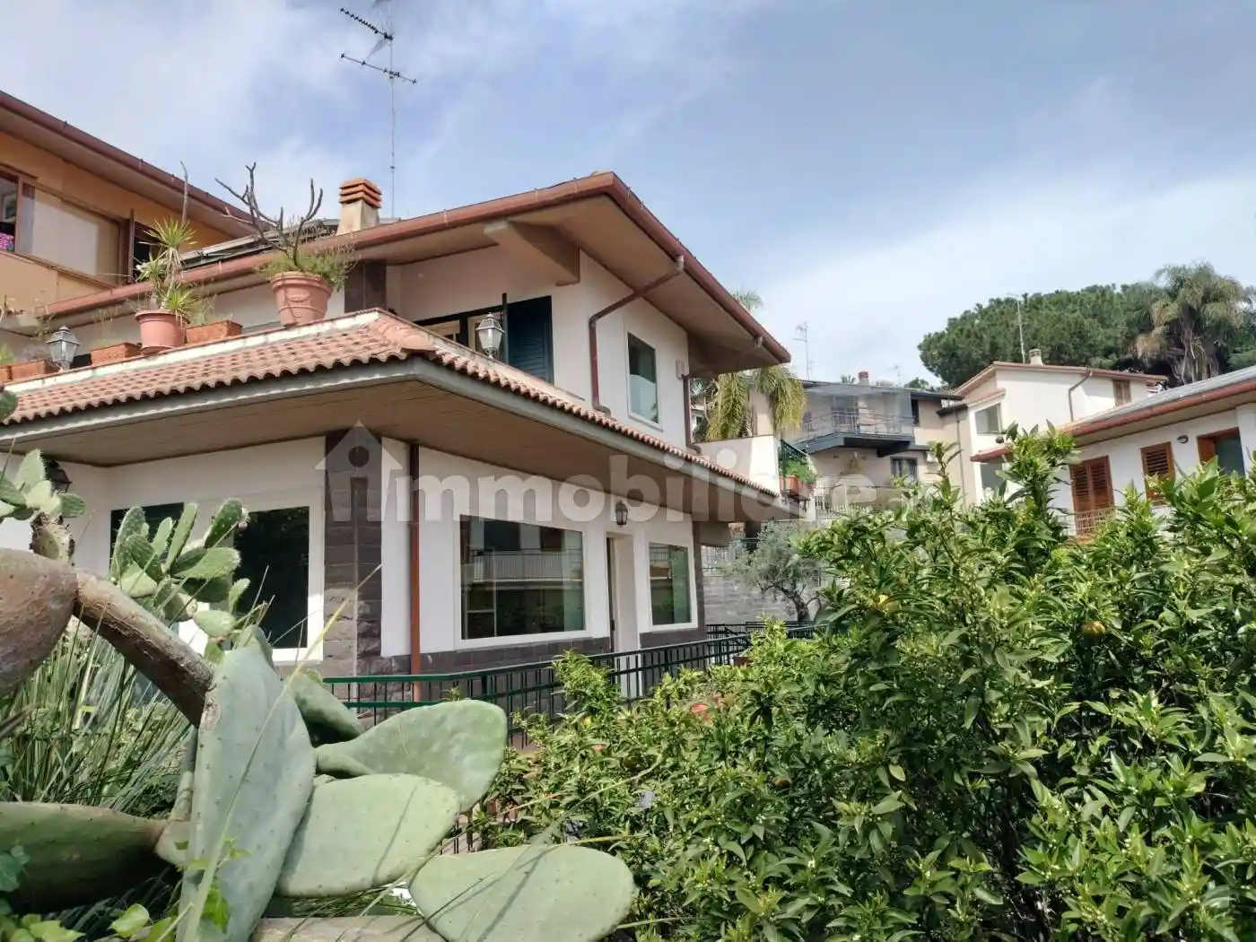 Villa in vendita a Aci Castello