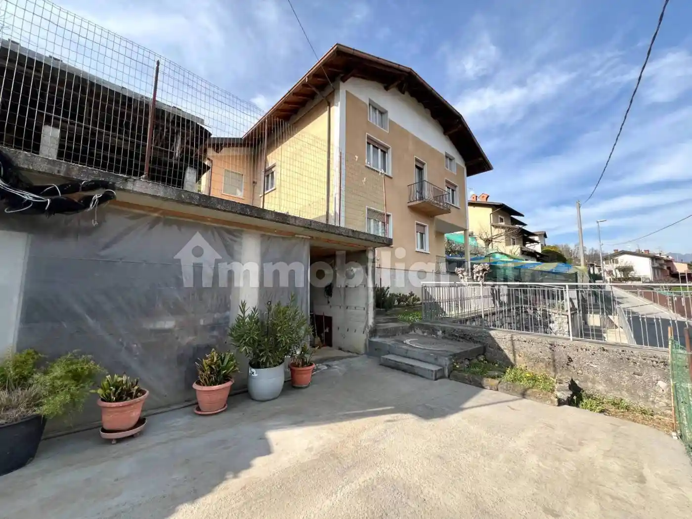 Casa indipendente in vendita a Gazzaniga