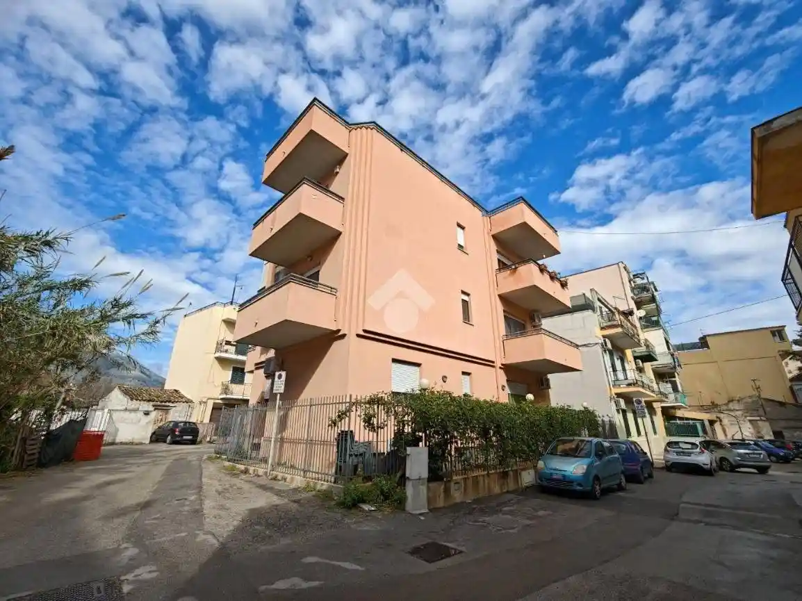 Appartamento in vendita a Palermo