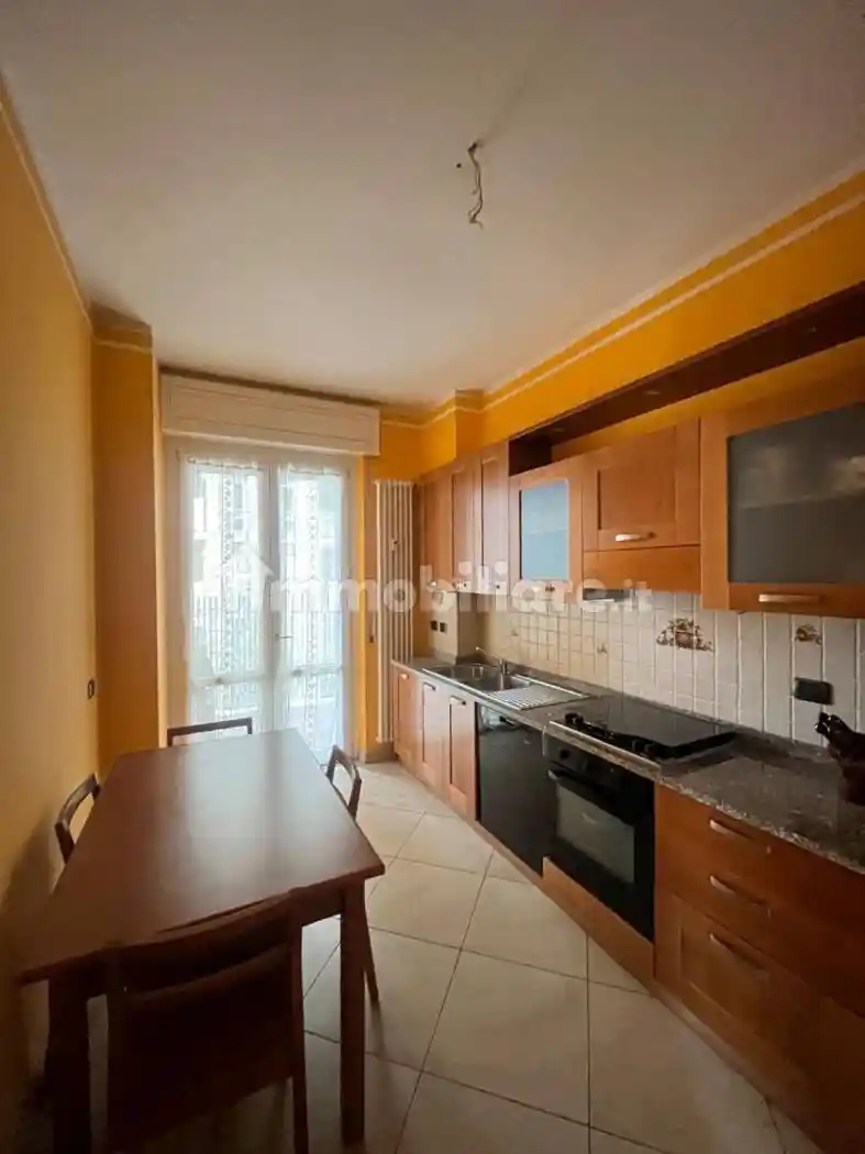 Appartamento in vendita a Vercelli