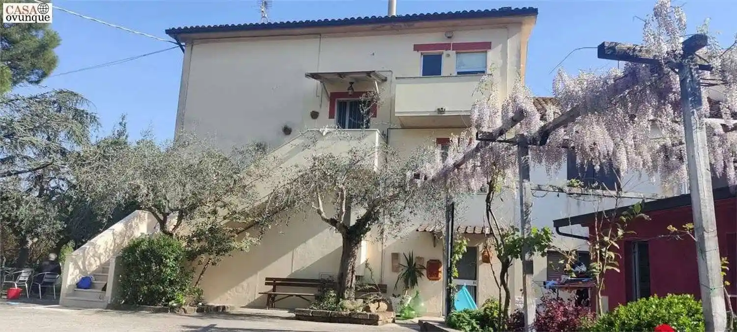 Villa in vendita a Mondavio