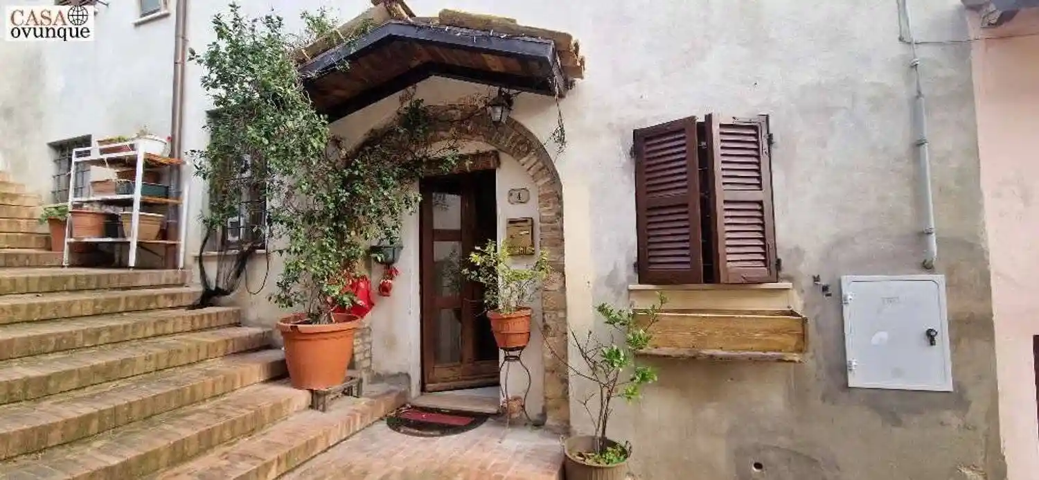 Villa in vendita a Fossombrone