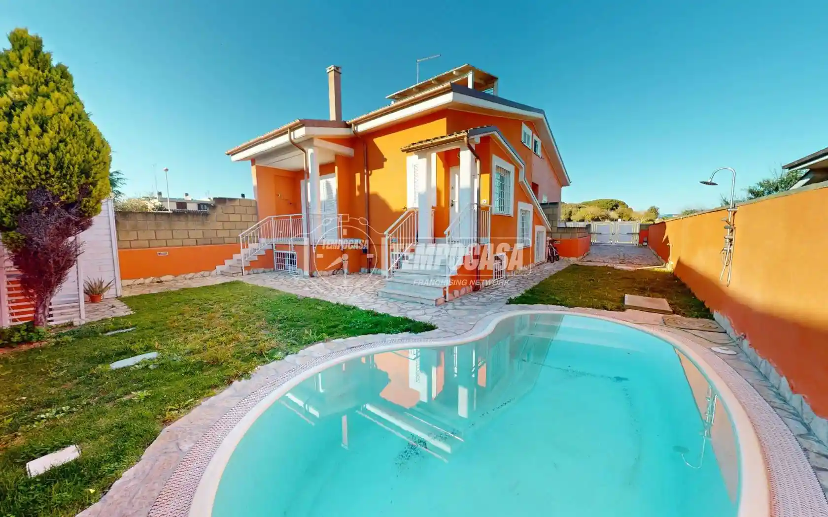 Villa in vendita a Ladispoli