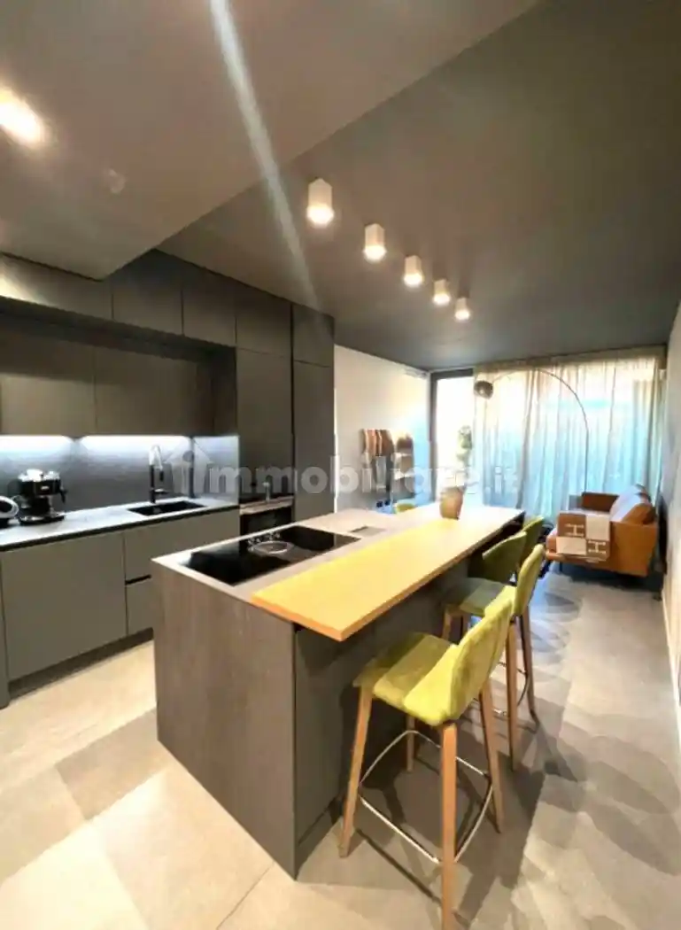 Trilocale via Mauro Macchi 61, Centrale, Milano - foto 3