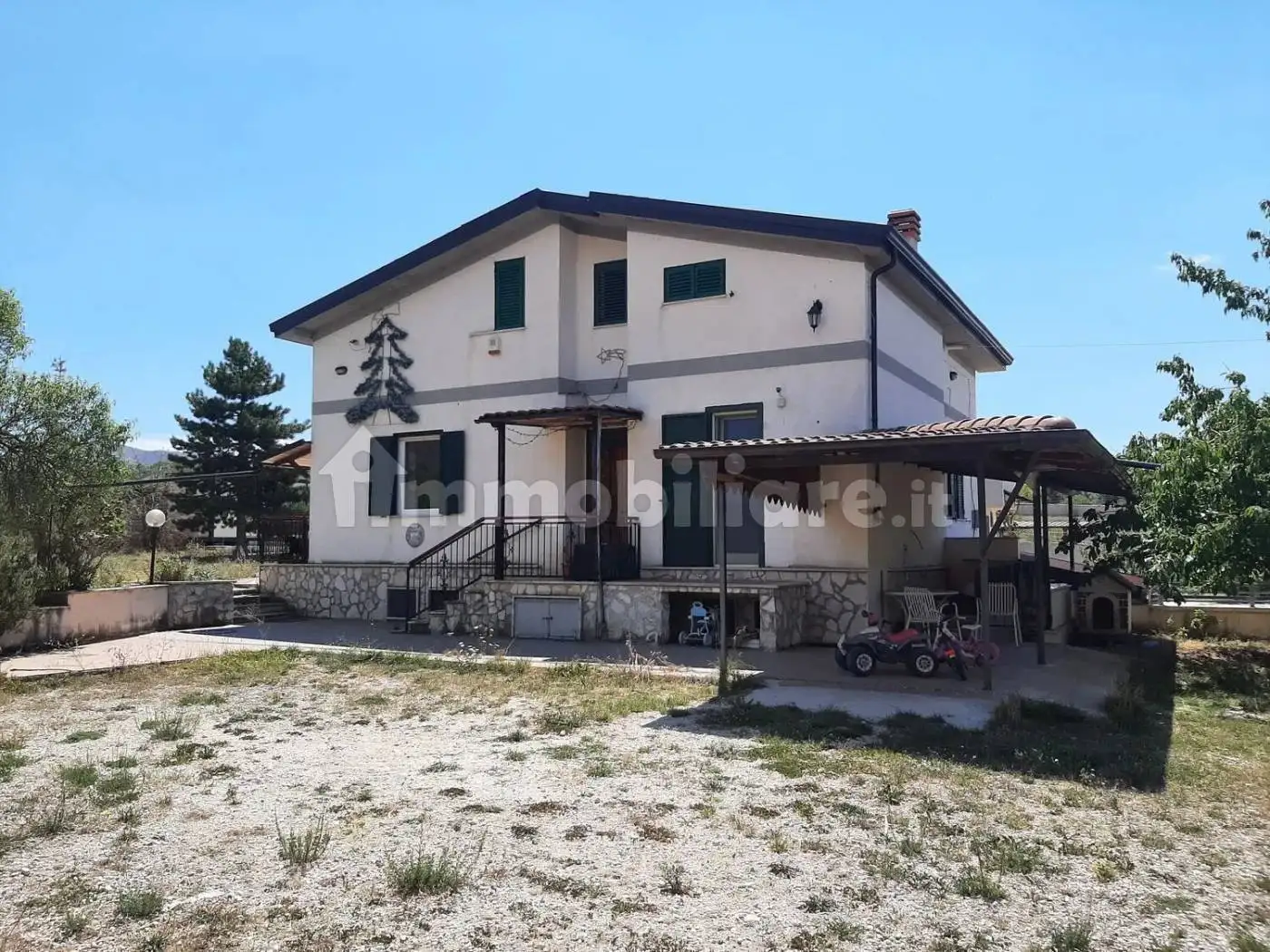 Villa in vendita a Massa d'Albe