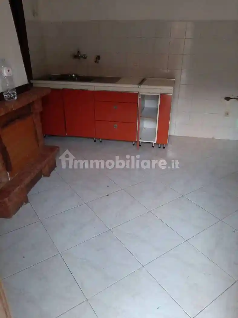 Villa unifamiliare via Maddalena San C., Antrosano, Avezzano - foto 2