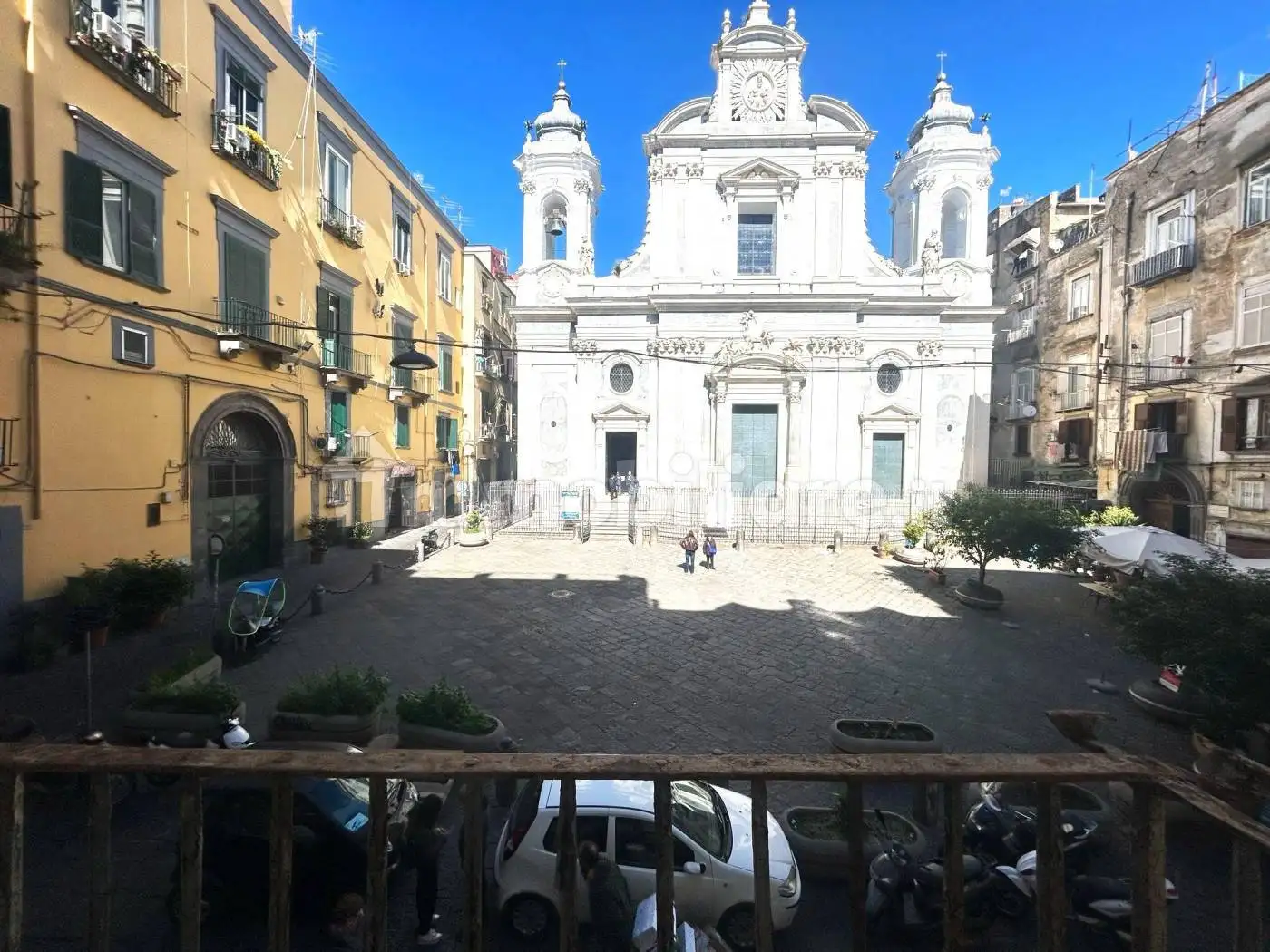 Appartamento in vendita a Napoli