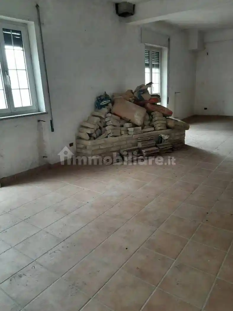 Appartamento via Lago Di Como San C., Centro, Avezzano - foto 2