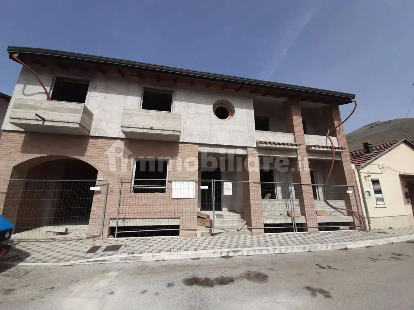 Villa in vendita a Massa d'Albe