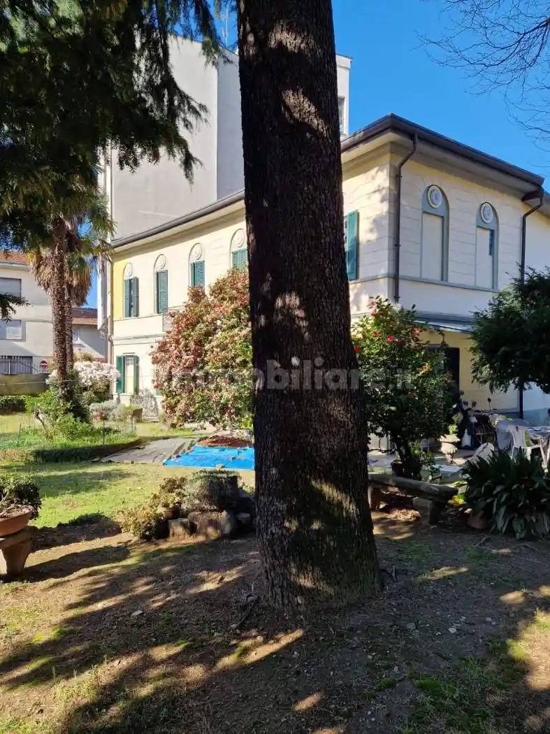 Villa in vendita a Gallarate
