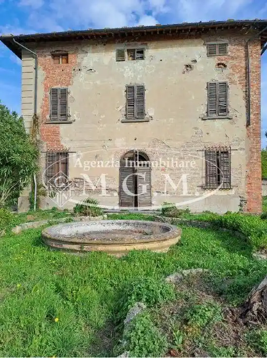 Villa in vendita a Fucecchio