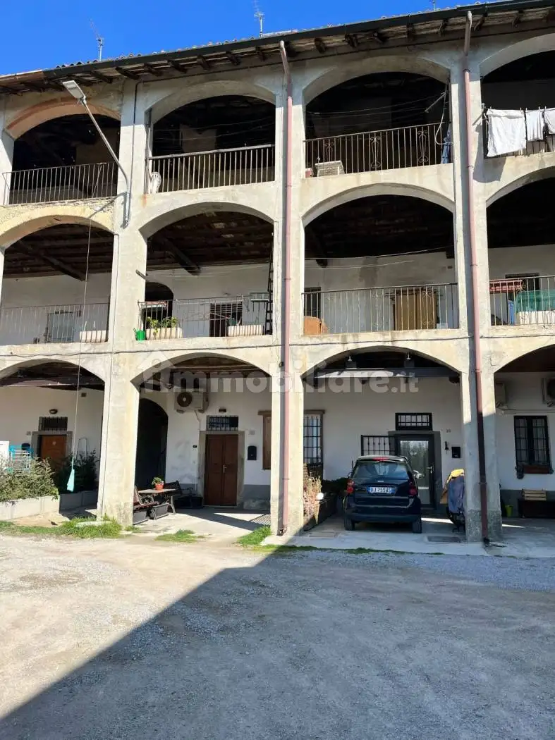 Appartamento in vendita a Monguzzo