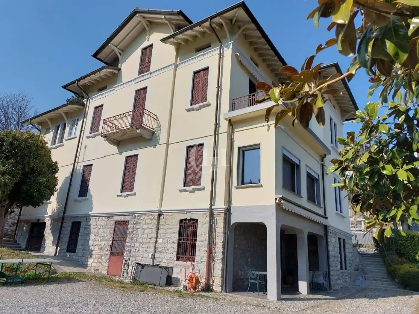 Villa in vendita a Como
