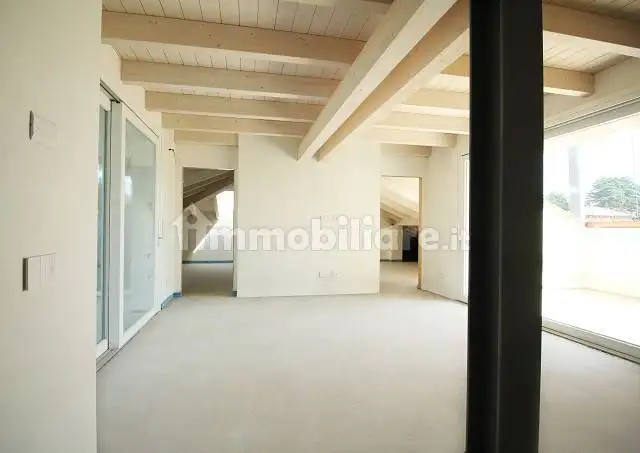 Attico - Mansarda in affitto a Albizzate