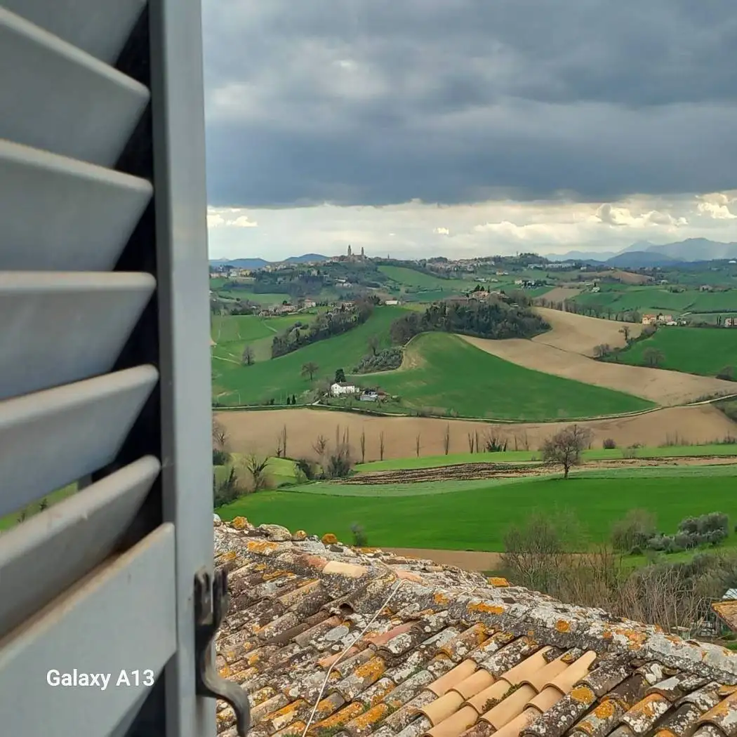 Casa indipendente in vendita a Terre Roveresche